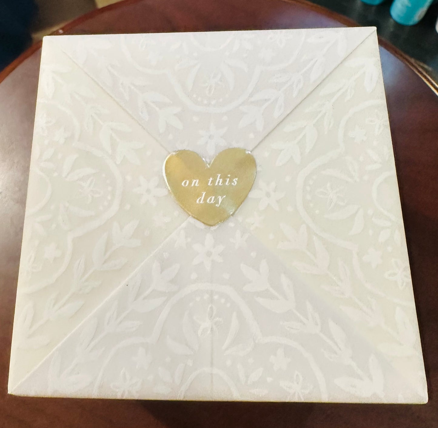 Illume Coconut Milk Mango Boxed Bridal Candle