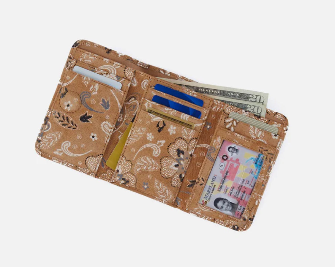 Hobo Jill Trifold Country Road Bloom