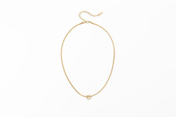 Meralora PVD S Chain Necklace w/Heart