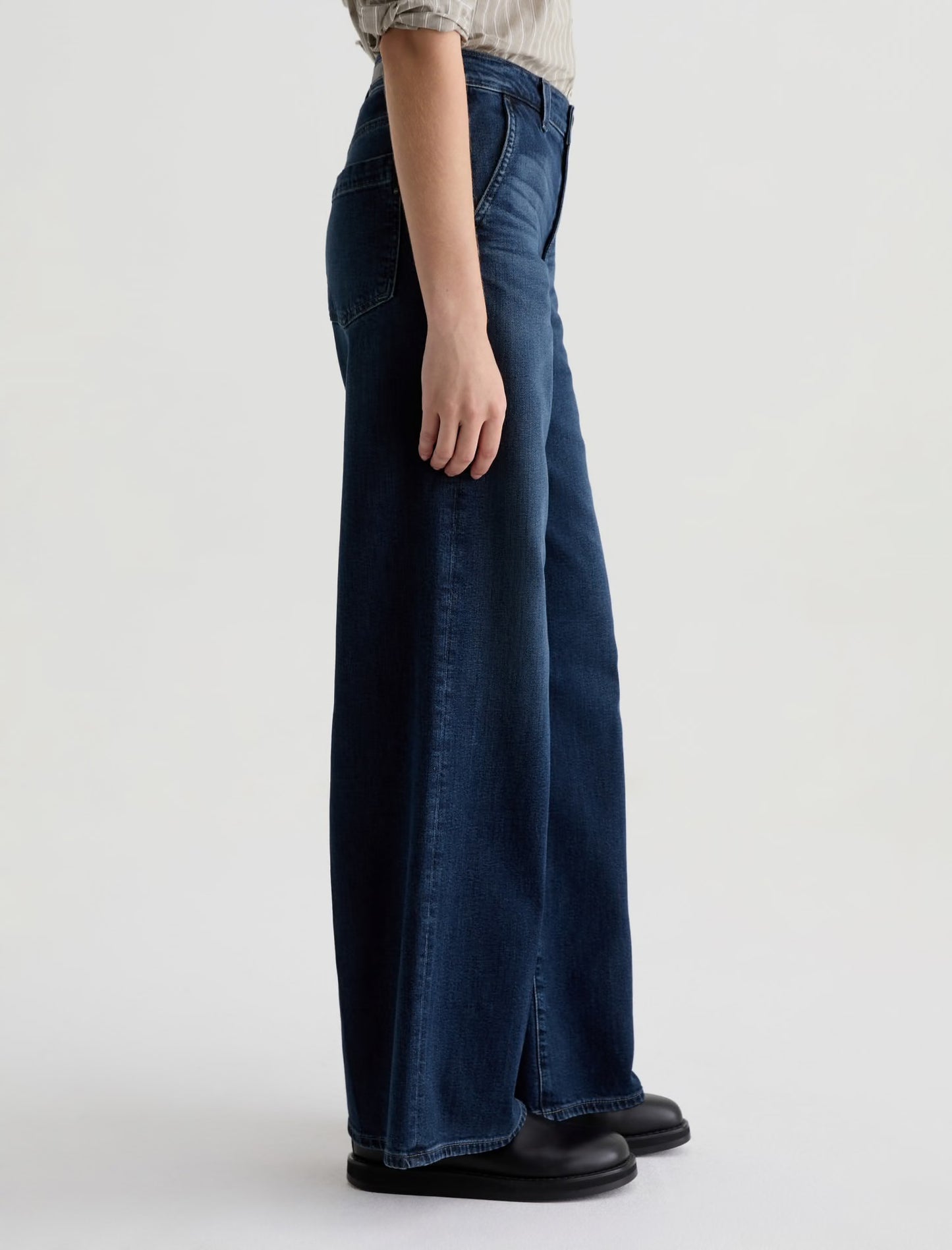 AG Stella In Poise