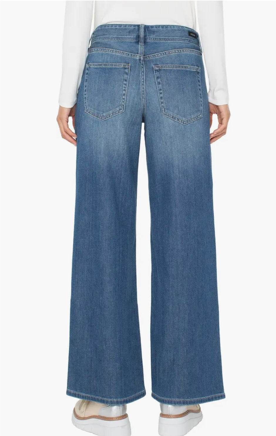 Liverpool Weekender Relaxed Wide Leg Jean