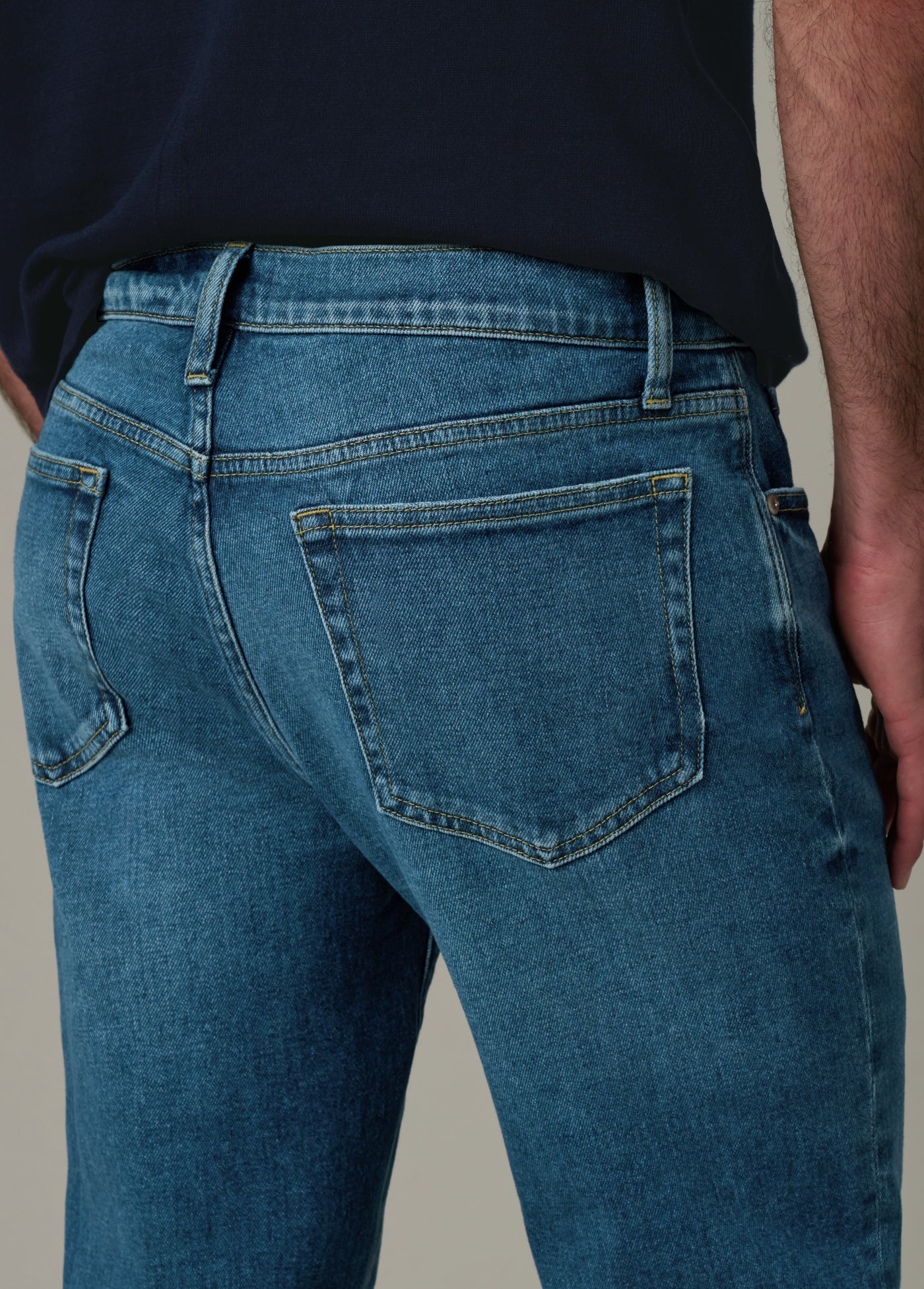 Joe’s Men’s The Brixton Straight Jean Aperotif