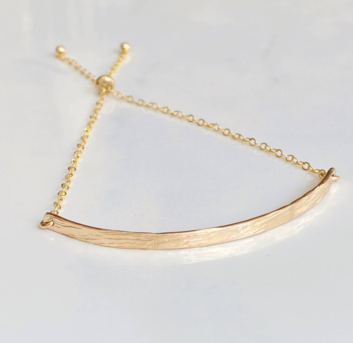 Adjustable bar bracelet