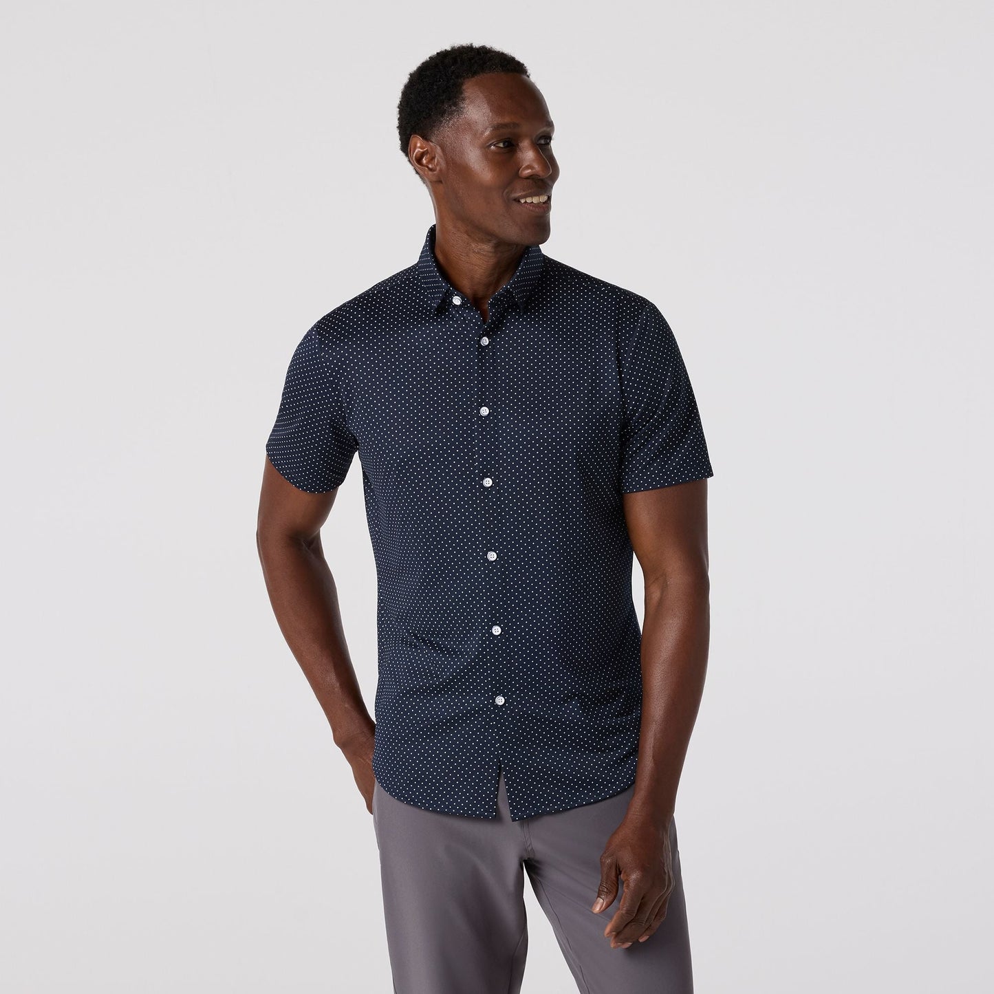 Mizzen + Main Halyard SS Dress Shirt Navy dot