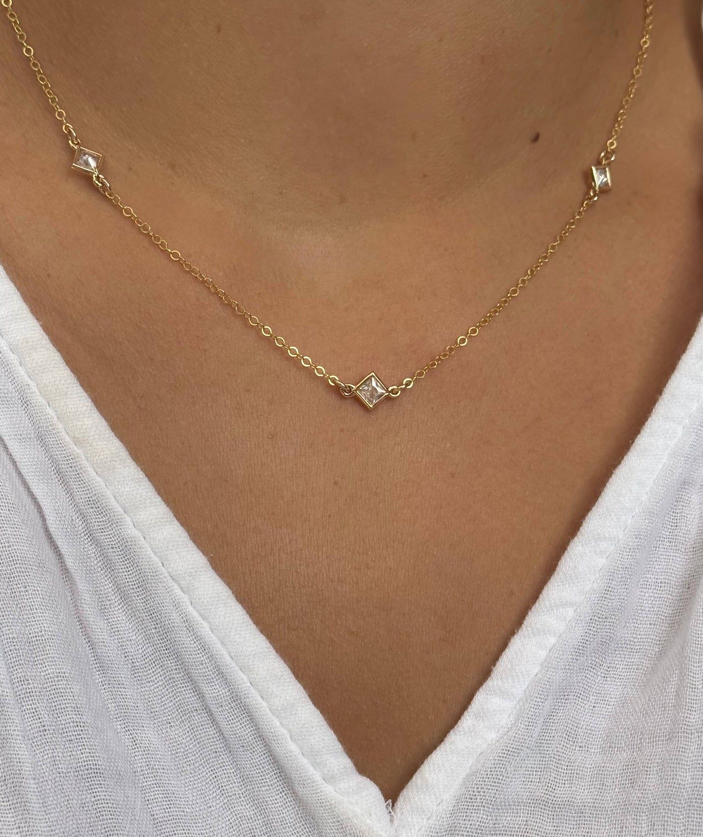 Triple diamond crystal necklace 