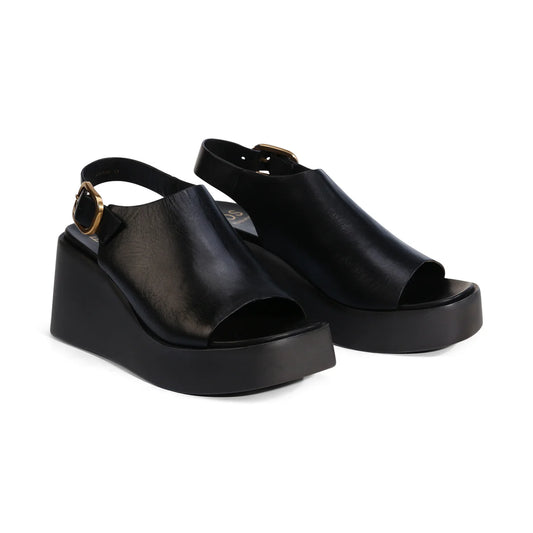 EOS Ariani Wedge