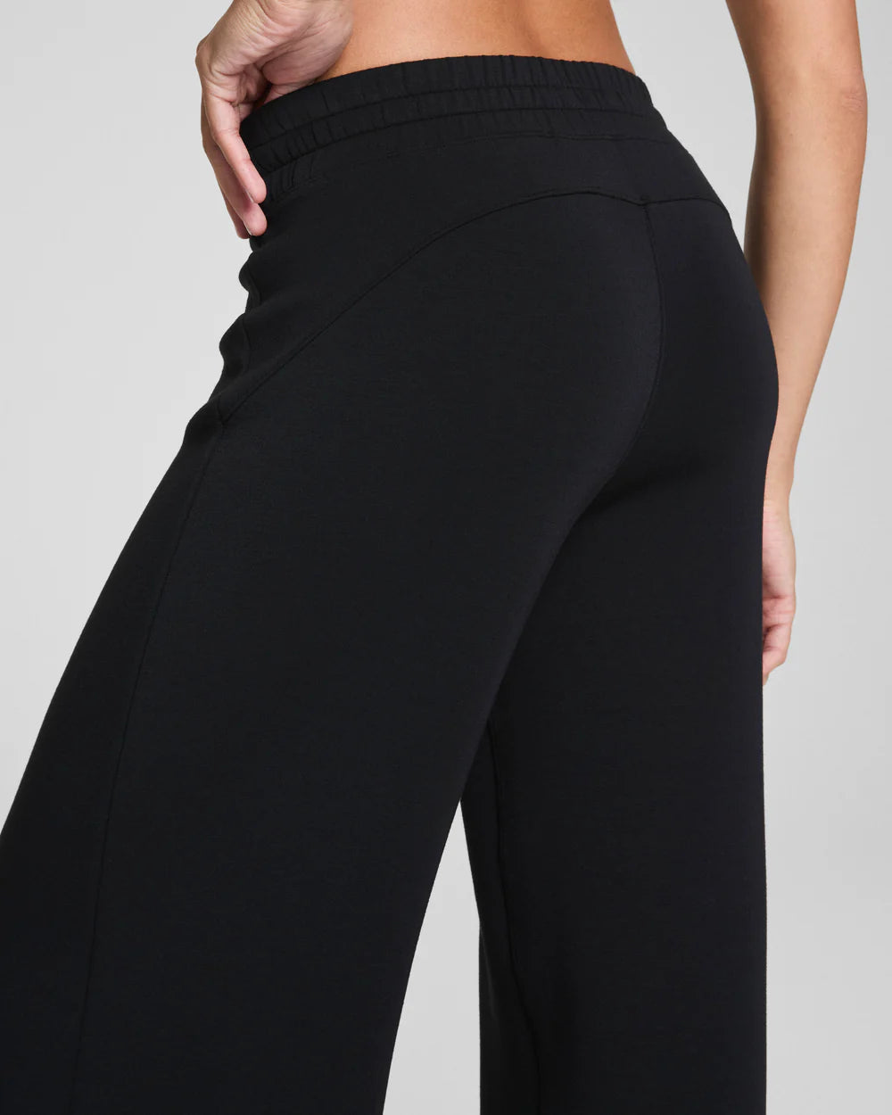 Spanx AirEssentials Wide Leg Pant