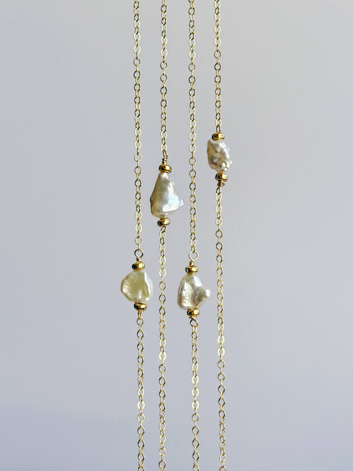 Petite baroque pearl necklace : 14kt gold fill