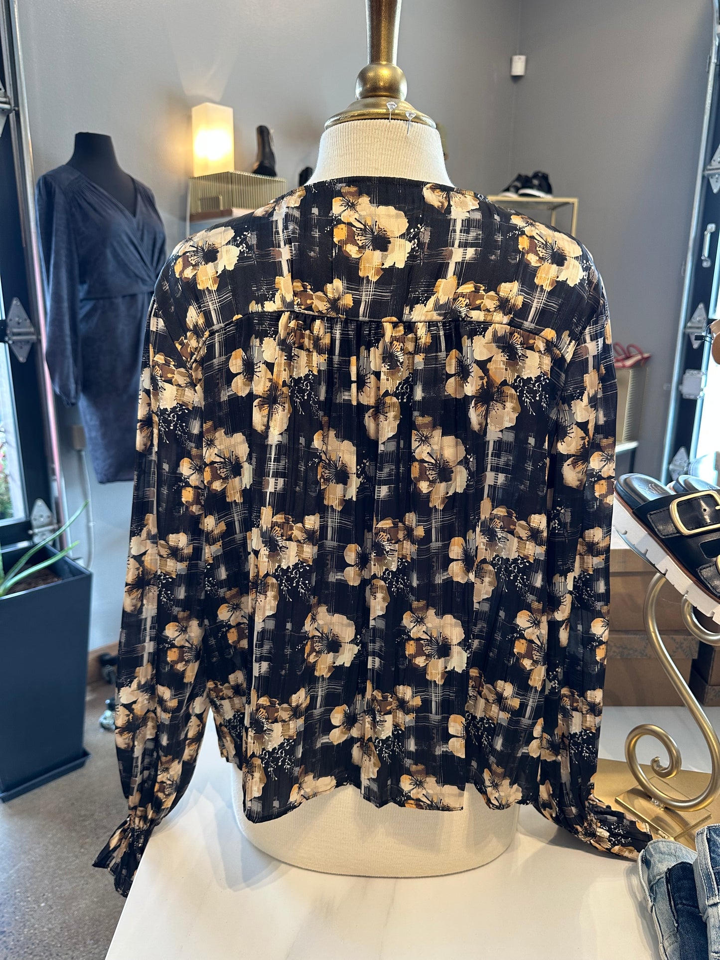 Liverpool L/S Button Front Floral Blouse