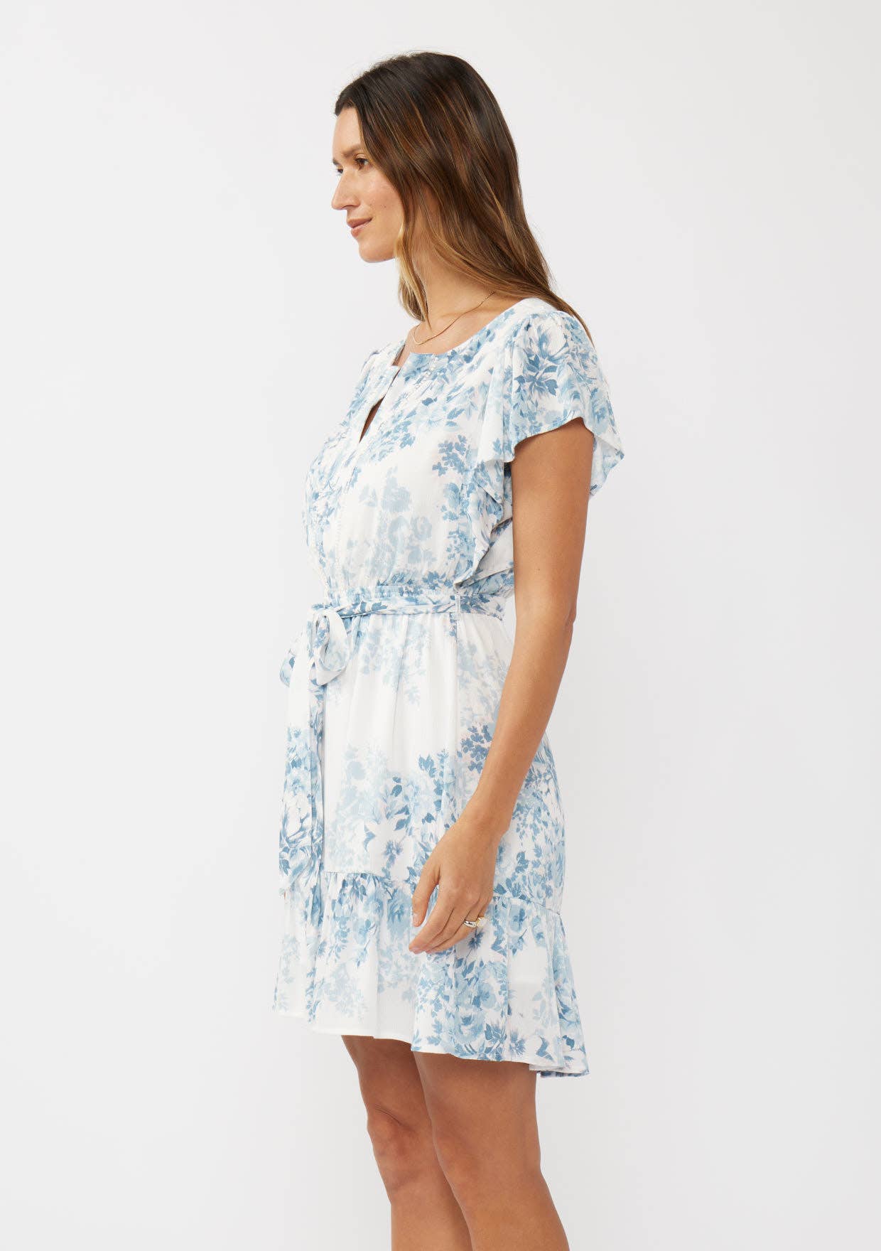 Floral Short Flutter Sleeve Belted Mini Dress: Ivory/Light Blue / S