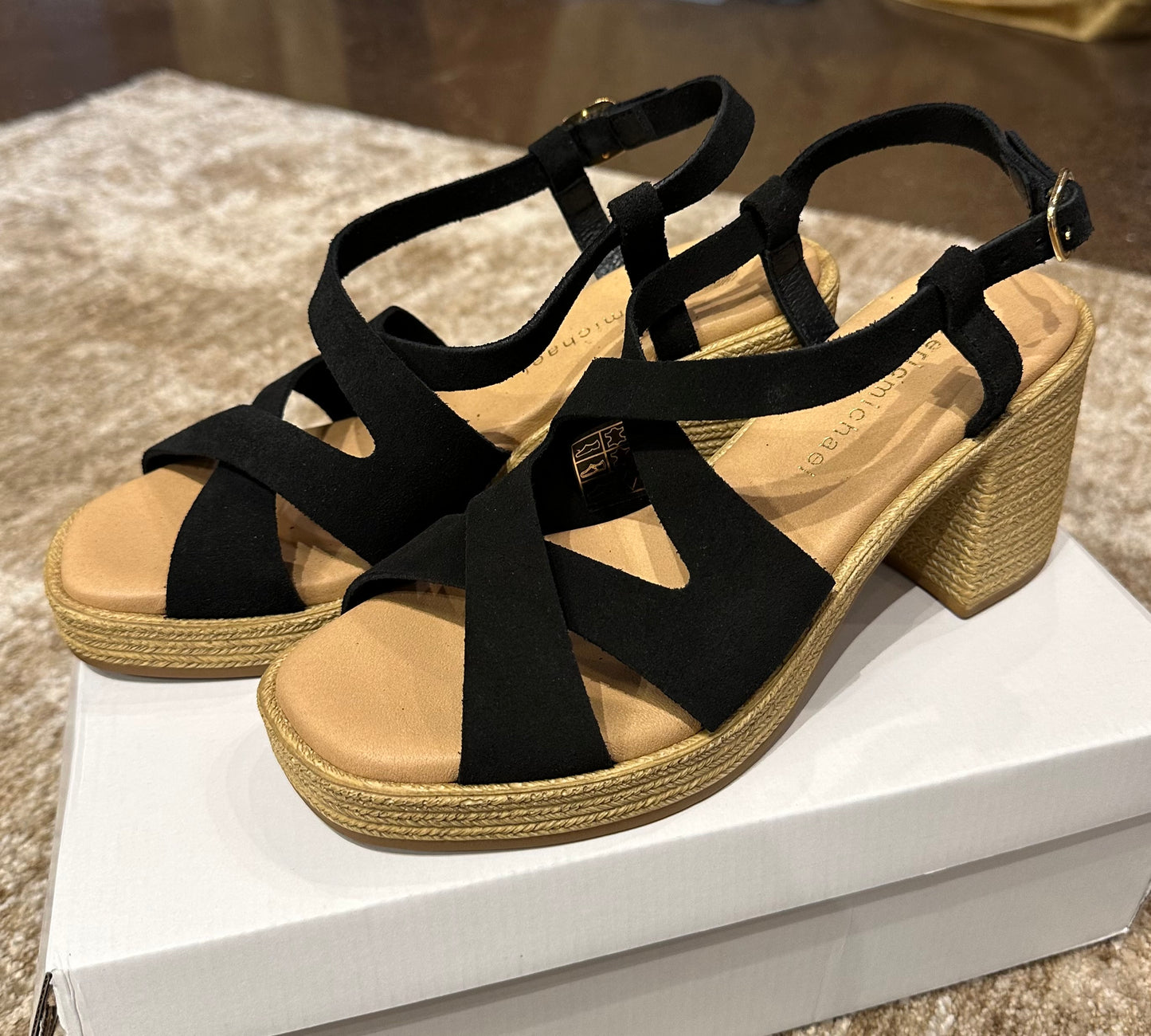 Eric Michael Jane Sandal