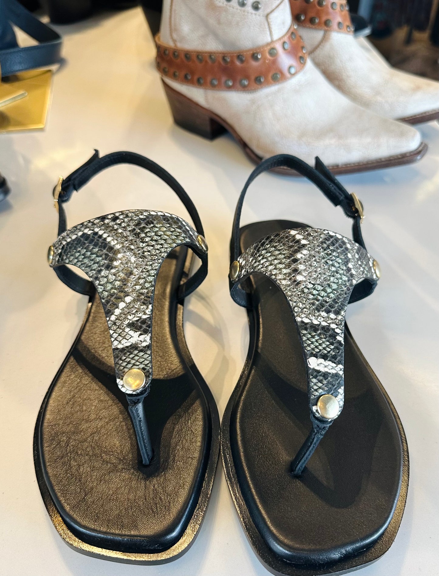 Eric Michael Beach Sandal Black Combo