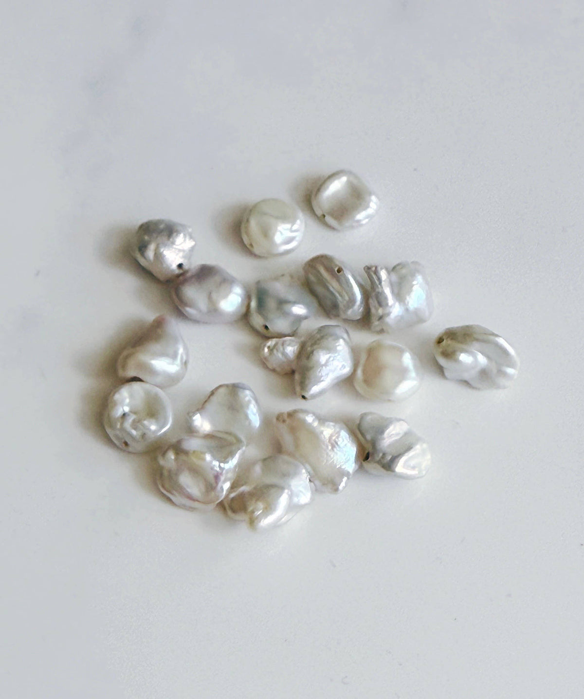 Petite baroque pearl necklace : 14kt gold fill