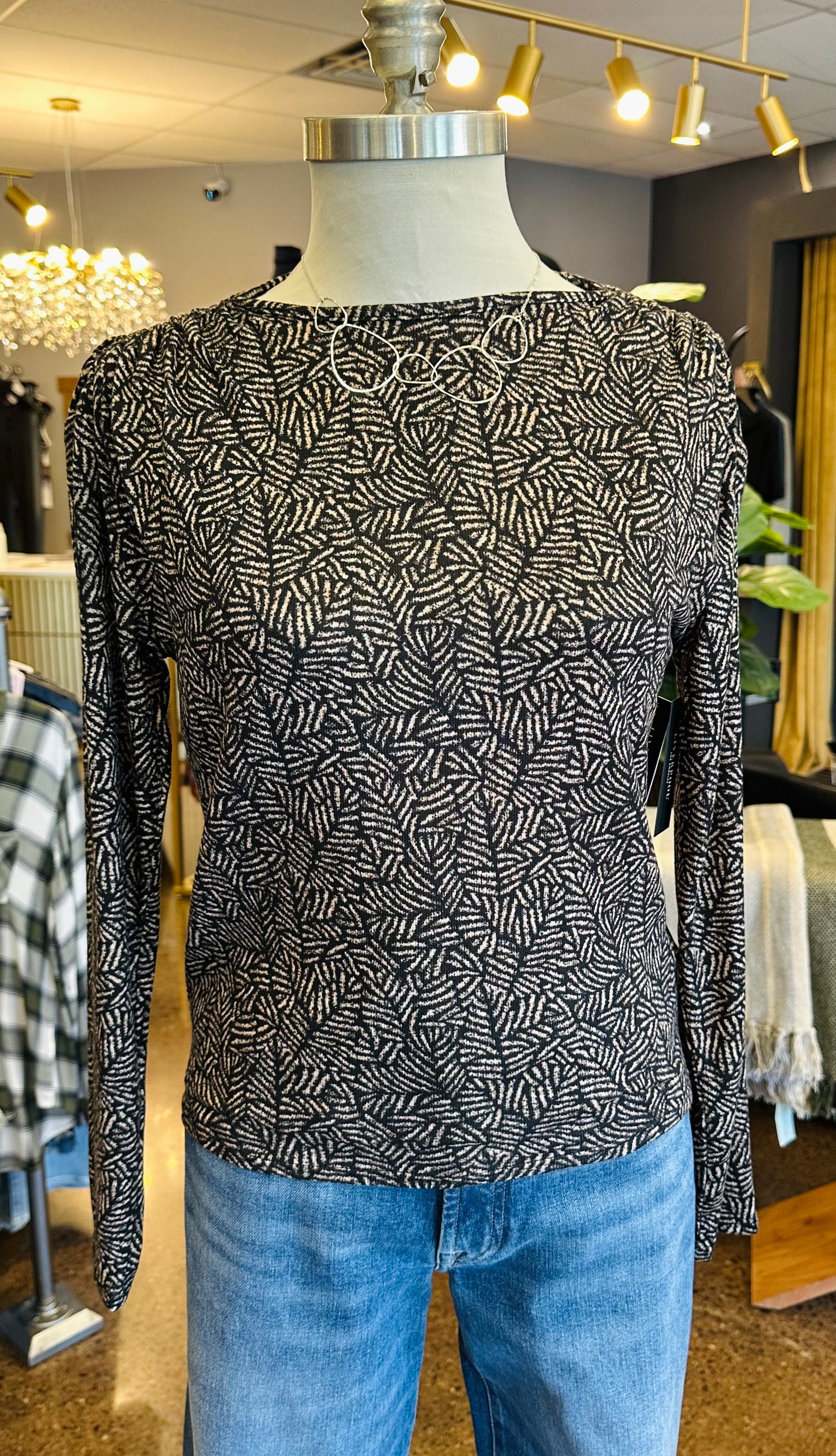 Liverpool L/S Ruched Shoulder Top