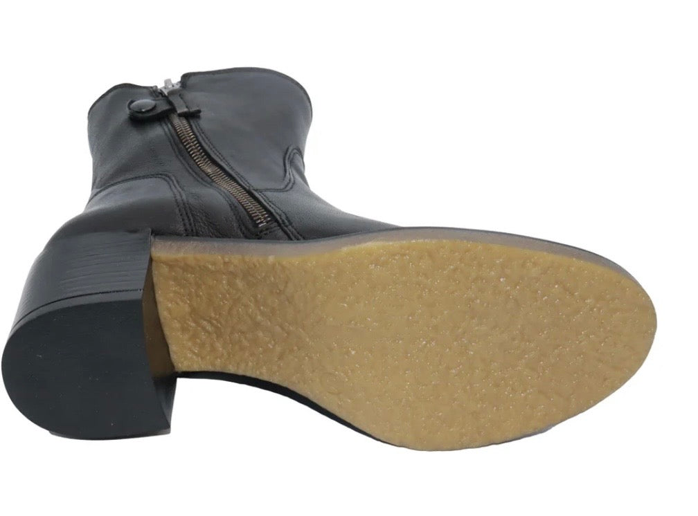 Eric Michael Rio Boot