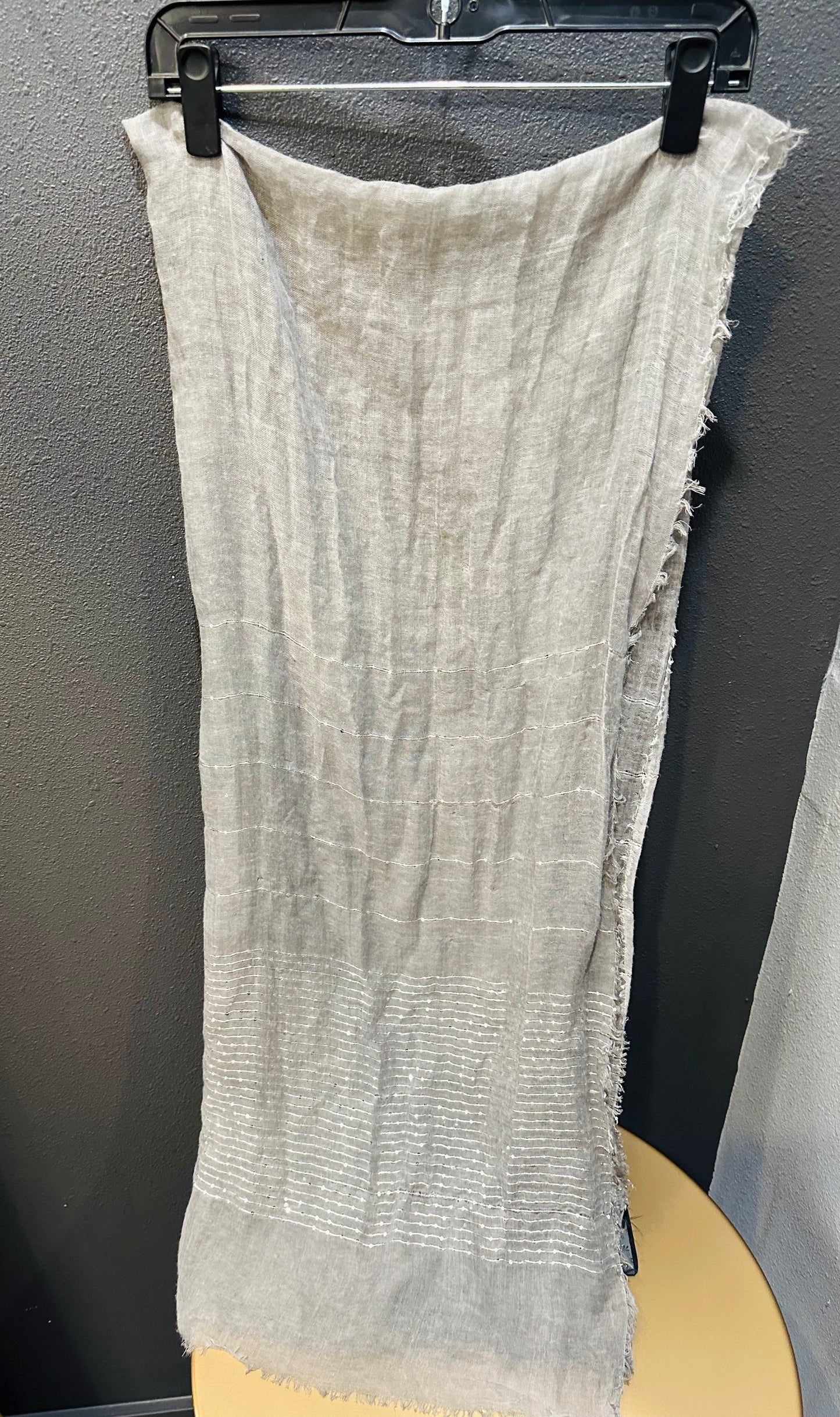Avenue 9 Grey Sparkle Scarf