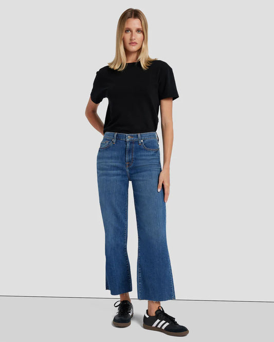 Seven’s Cropped Alexa