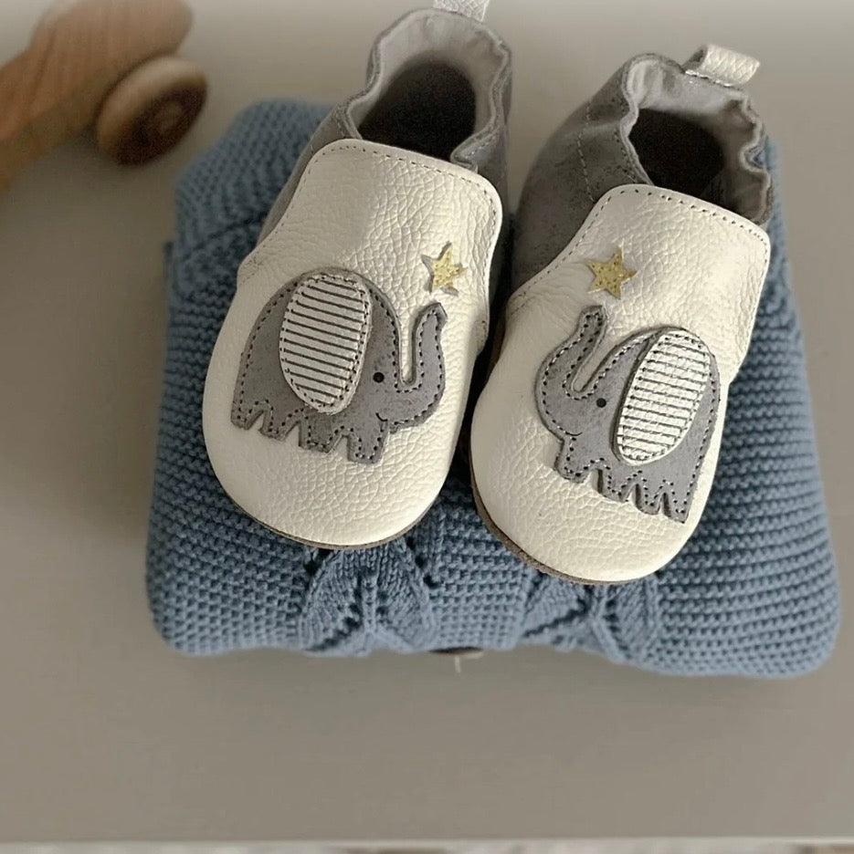 Robeez Ivory Elephant Soft Soles