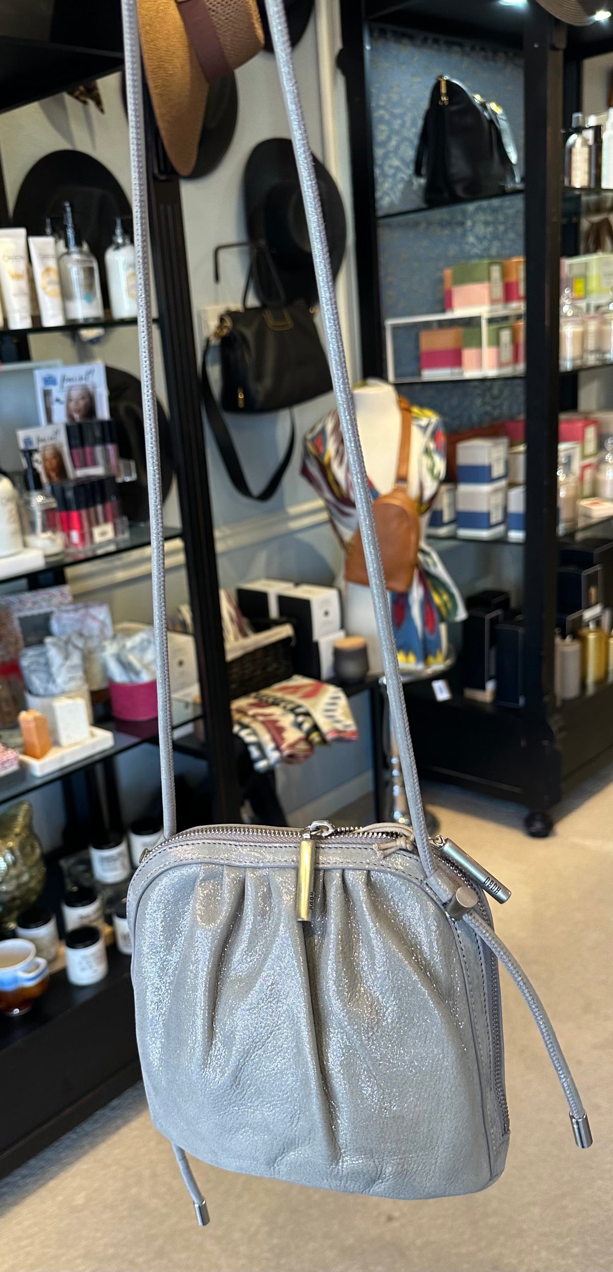 Hobo Isabelle Crossbody