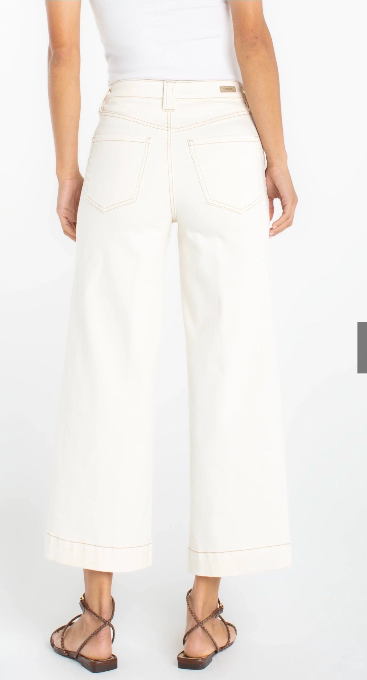 Liverpool Stride Wide Leg Crop