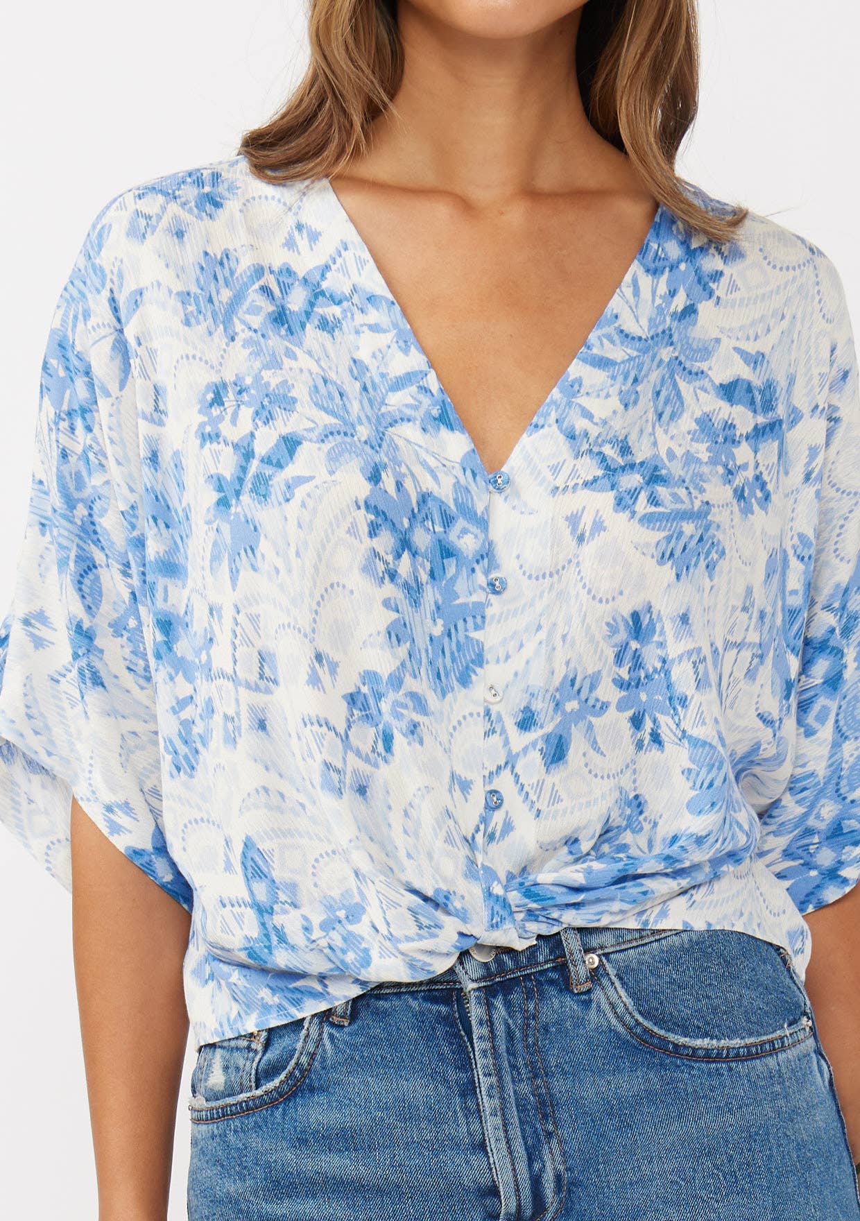 Floral V-Neck Button-Down Knot Front Top: Off White Dusty Blue