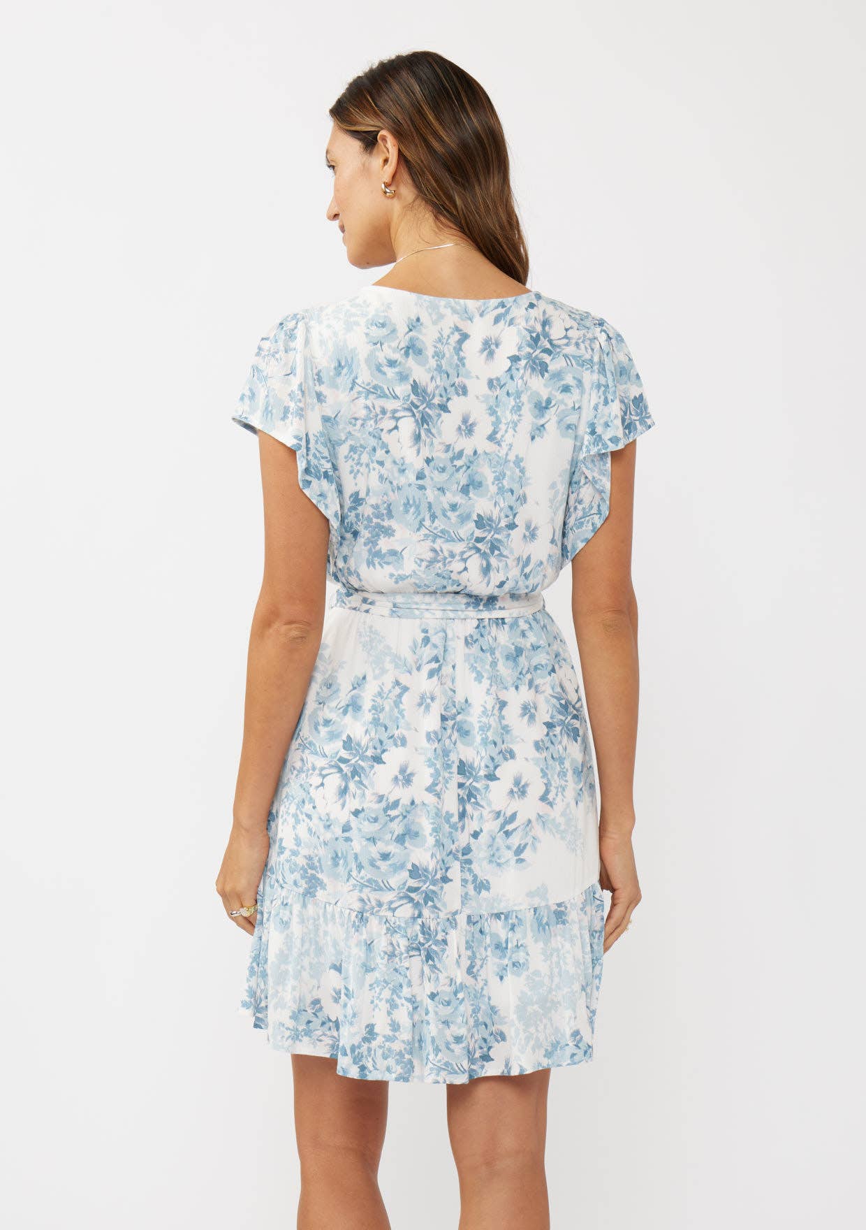 Floral Short Flutter Sleeve Belted Mini Dress: Ivory/Light Blue / S