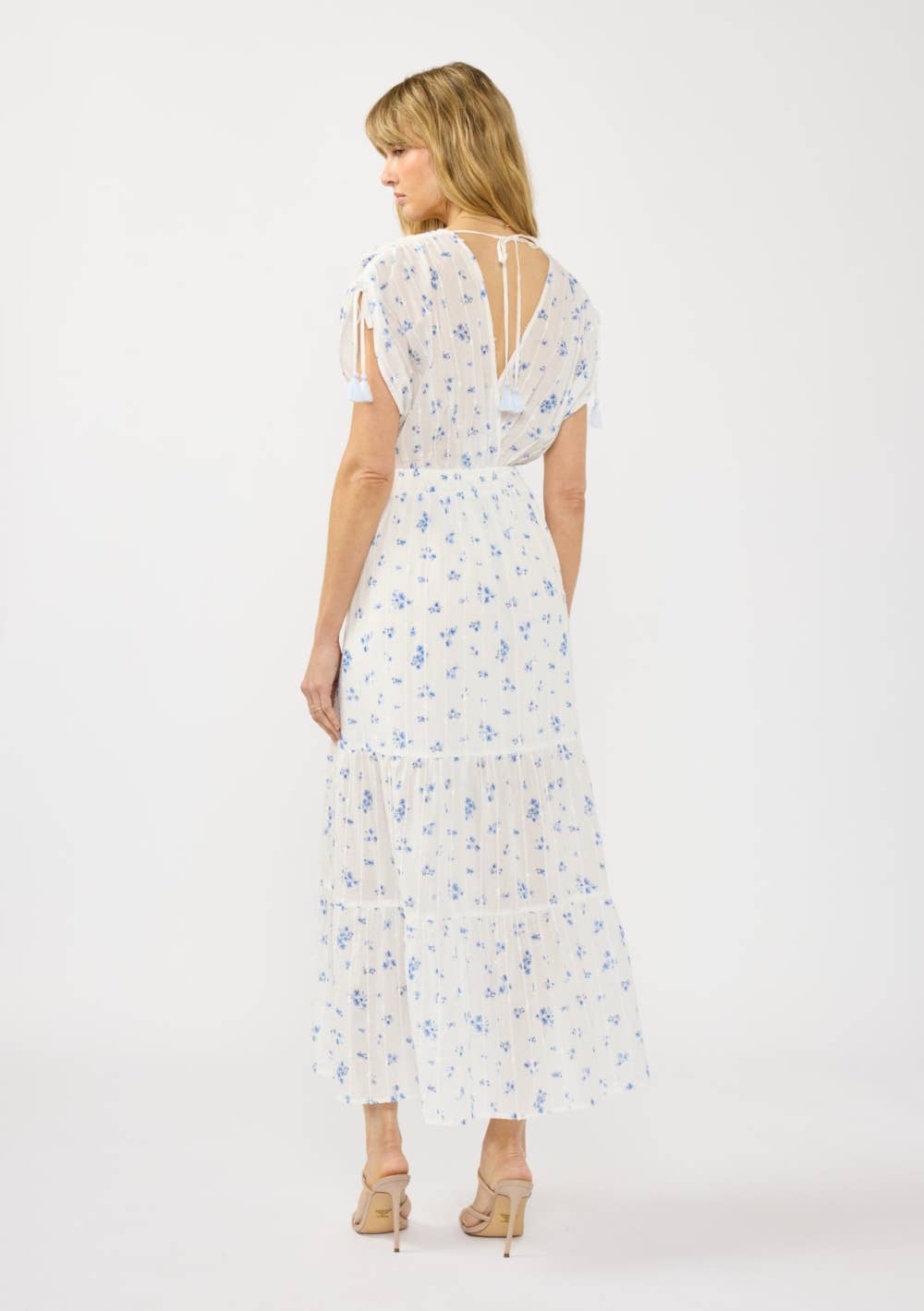 Smocked Waist Tiered Maxi Dress: WHITE/BLUE / L